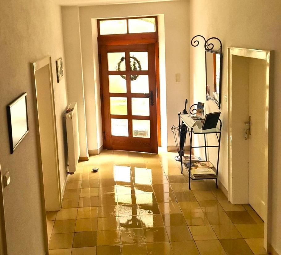 Gaestehaus Zum Weinbauer Rhodt unter Rietburg Extérieur photo