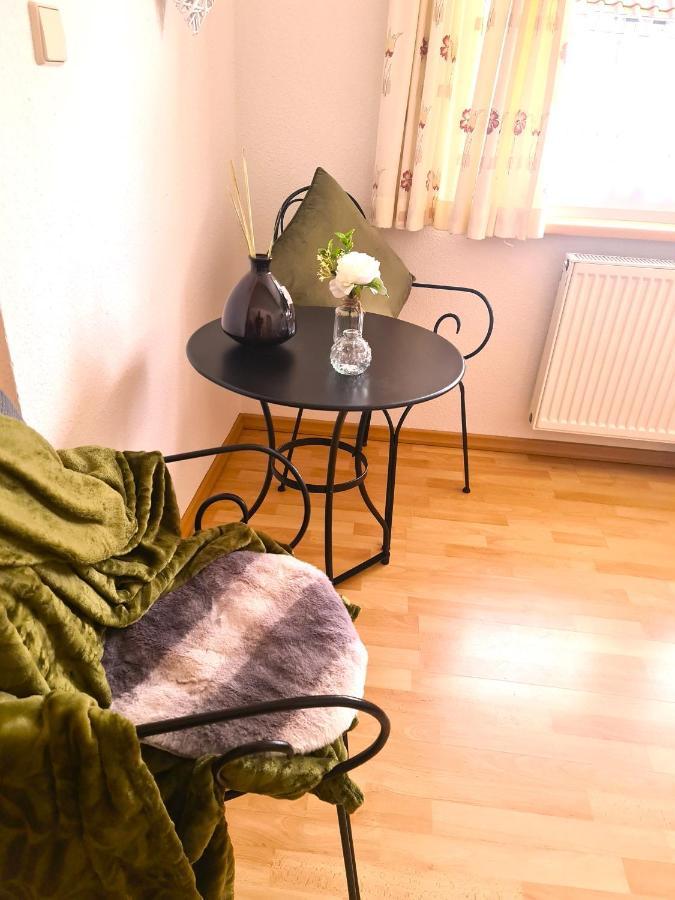 Gaestehaus Zum Weinbauer Rhodt unter Rietburg Extérieur photo